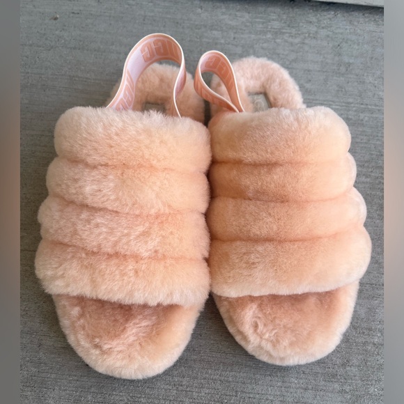 UGG Fluff Yeah Slippers, Peach, Size 8, platform - Picture 2 of 5